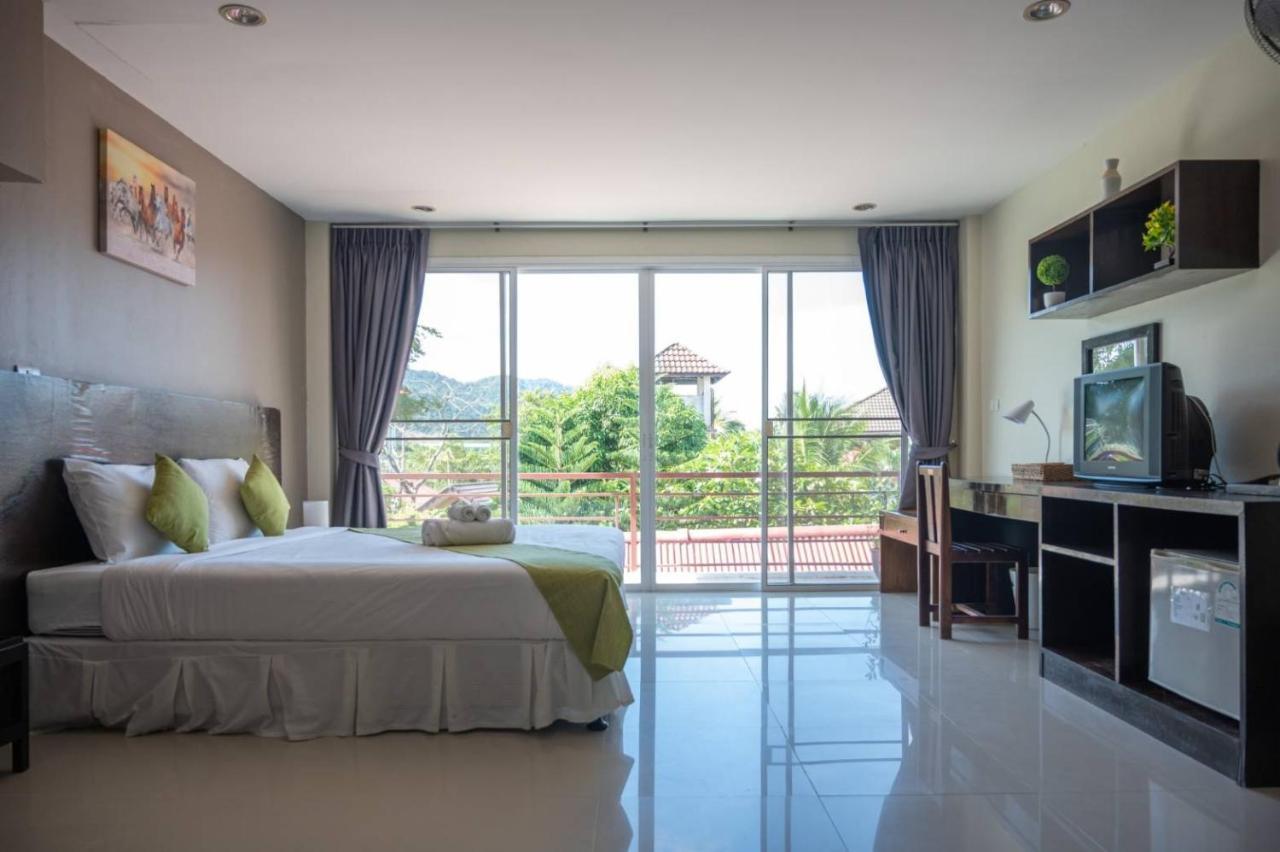 Baan Oui Guest House - Nai Harn Phuket Luaran gambar